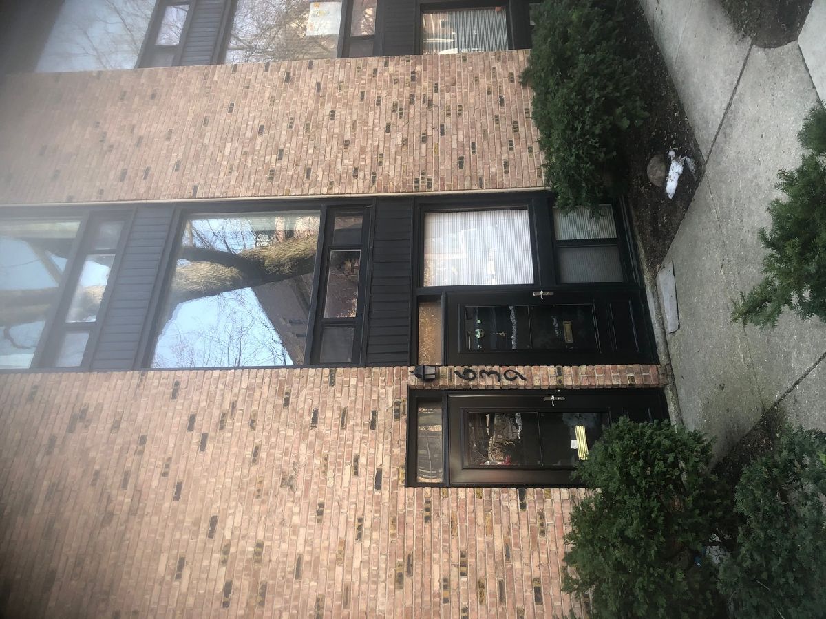  Sold Chicago Illinois, 639 Wellington