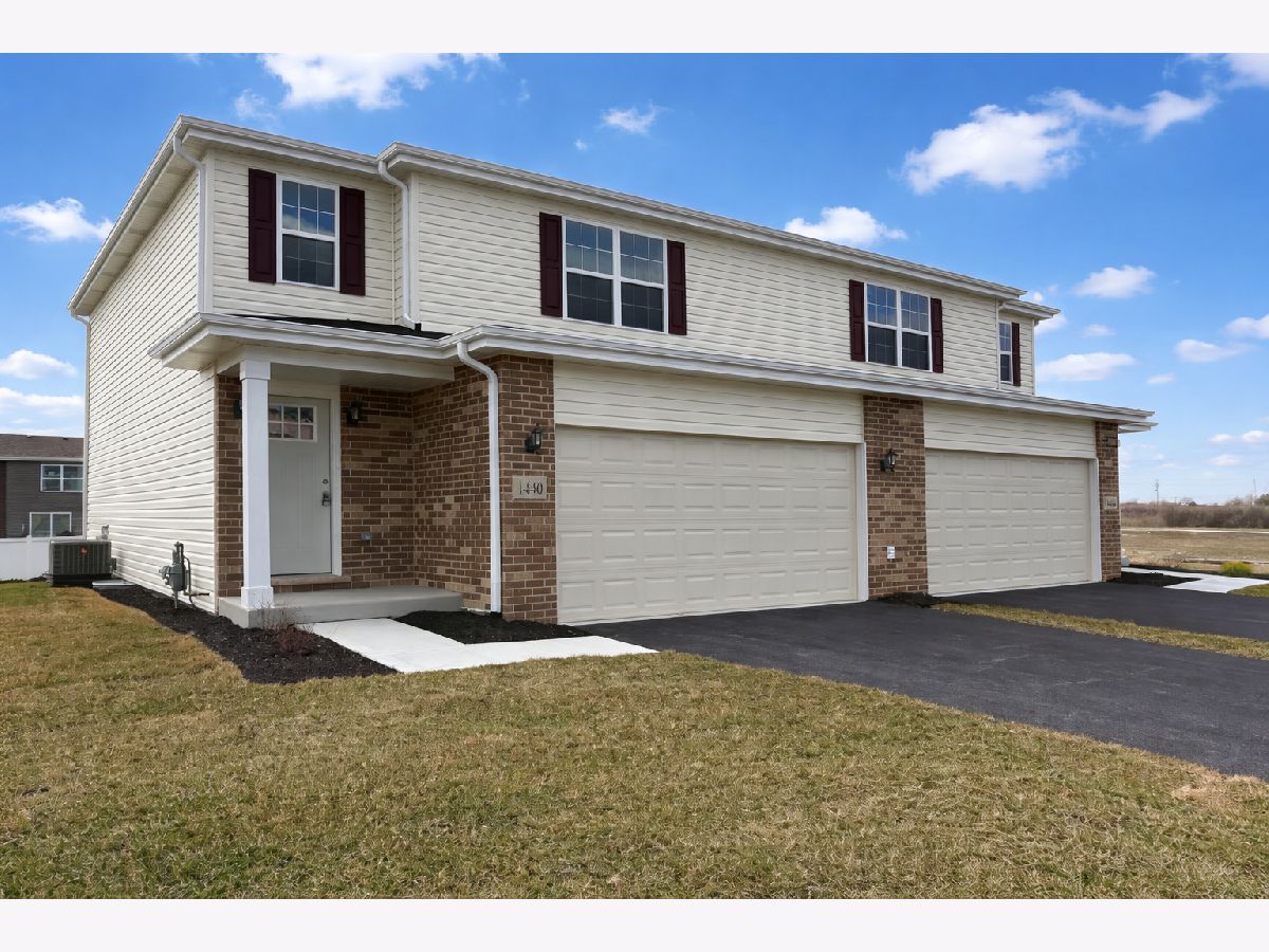  For Sale Beecher Illinois, 1440 Somerset Drive