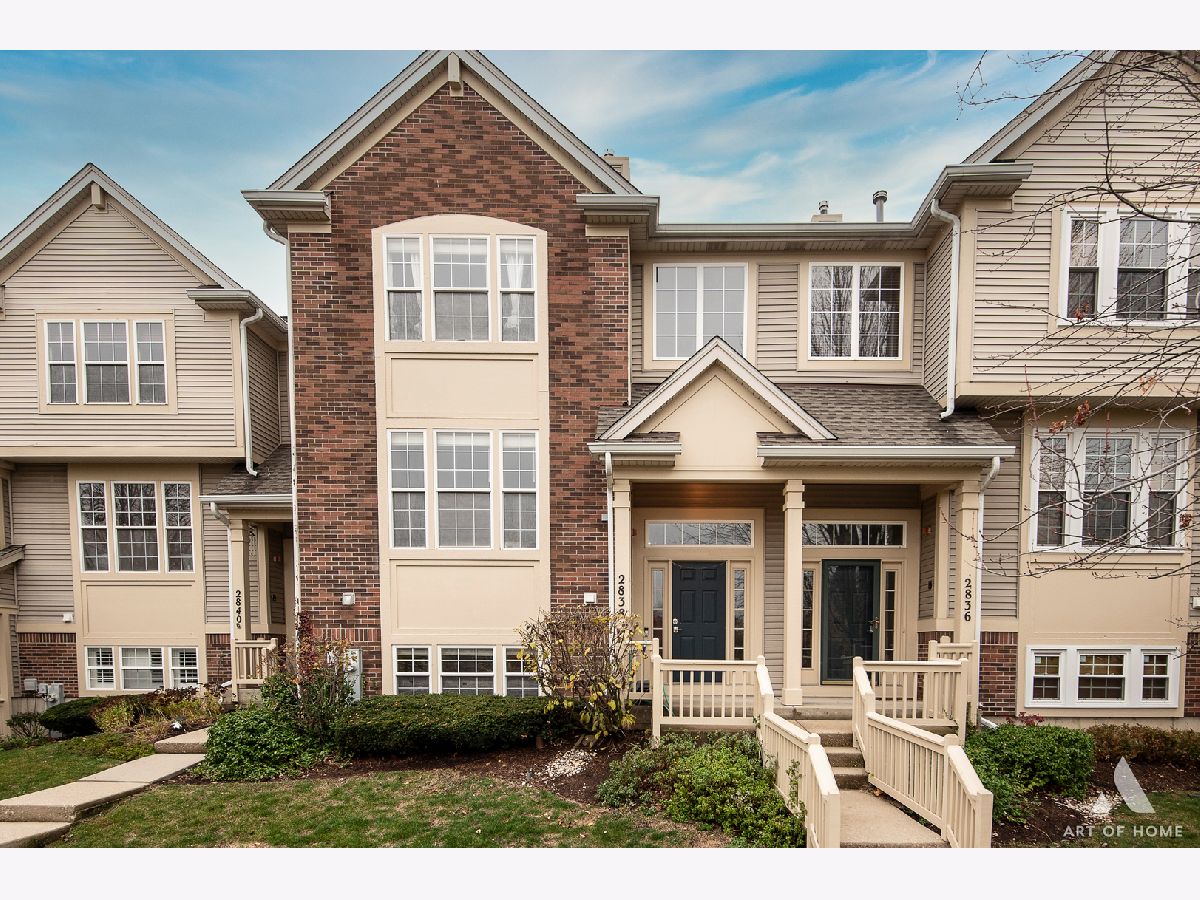  For Rent Arlington Heights Illinois, 2838 Greenwood