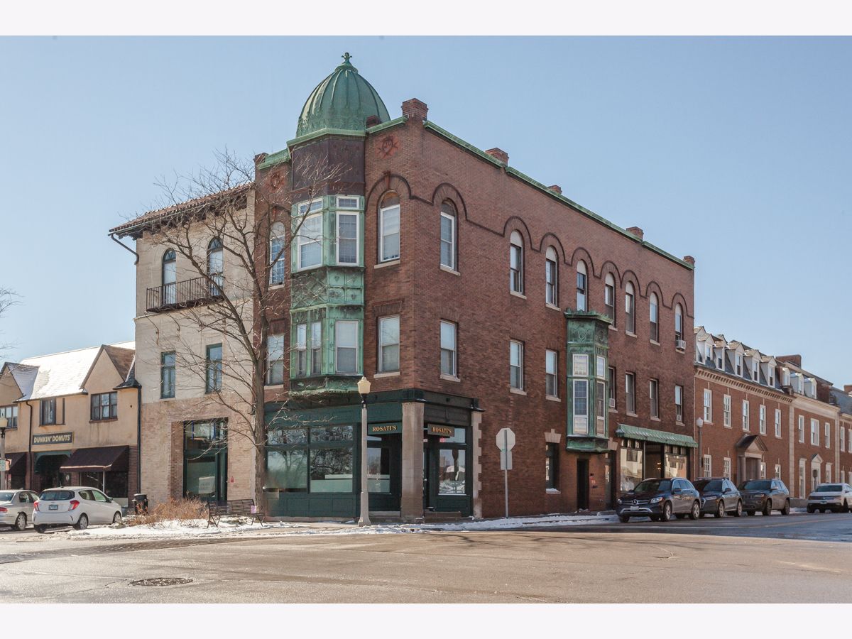  Rented Lake Forest Illinois, 293 Deerpath