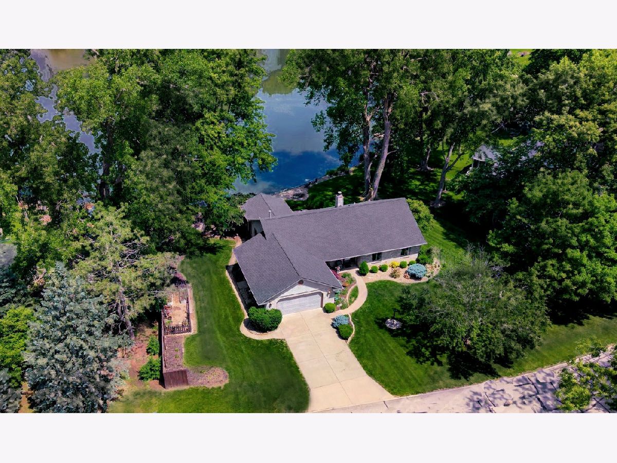  For Sale Mahomet Illinois, 1802 Lake Shore Drive