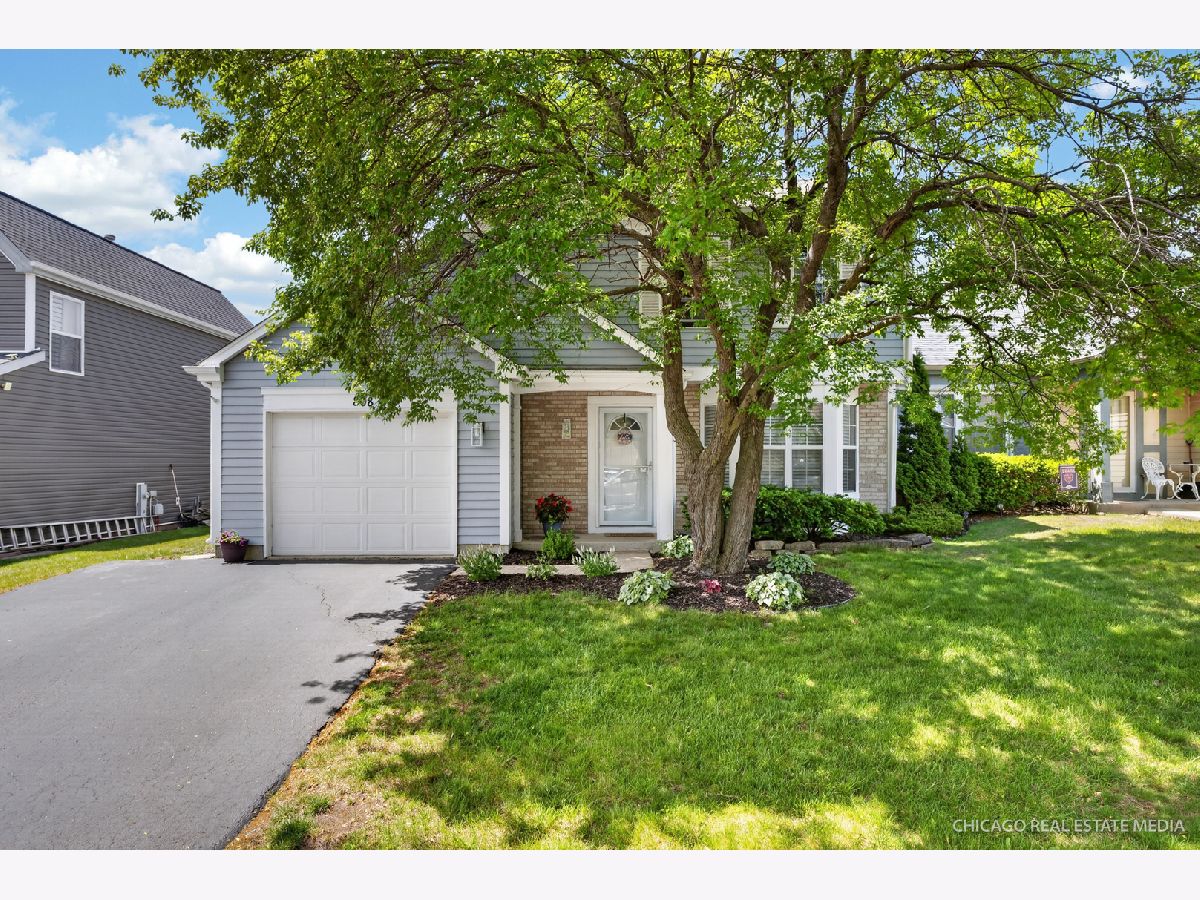  For Sale Mundelein Illinois, 808 Castleton Court