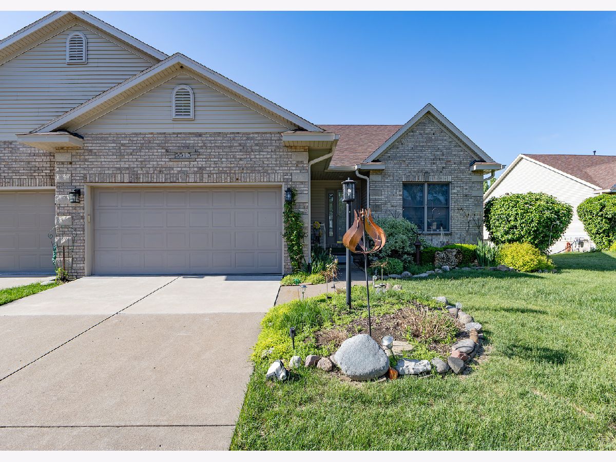 Condos & Townhomes For Sale Greenfields Davenport Iowa, 5513 Baraboo Court
