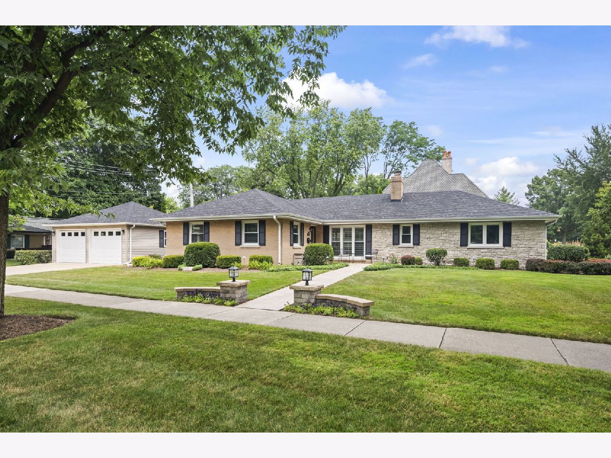 For Sale Mount Prospect Illinois, 518 See Gwun Avenue