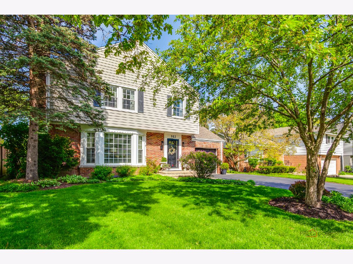  For Sale Deerfield Illinois, 912 Oxford Road