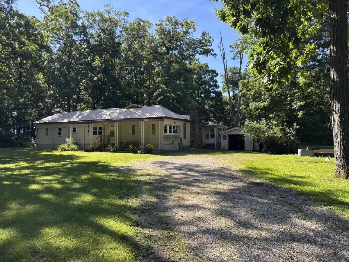  For Sale Salem Illinois, 4248 Church Road
