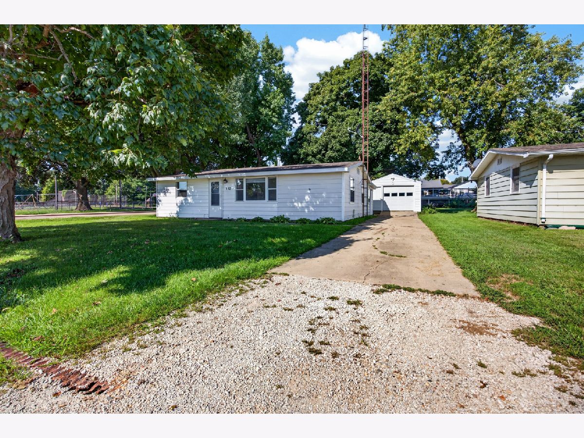  For Sale Downs Illinois, 102 Woodlawn Street