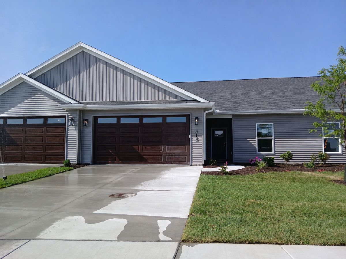  Sold Eldridge Iowa, 313 Donahue