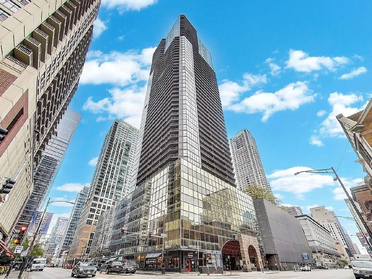 Condominiums For Rent Ontario Place Residences Chicago Illinois, 10 Ontario