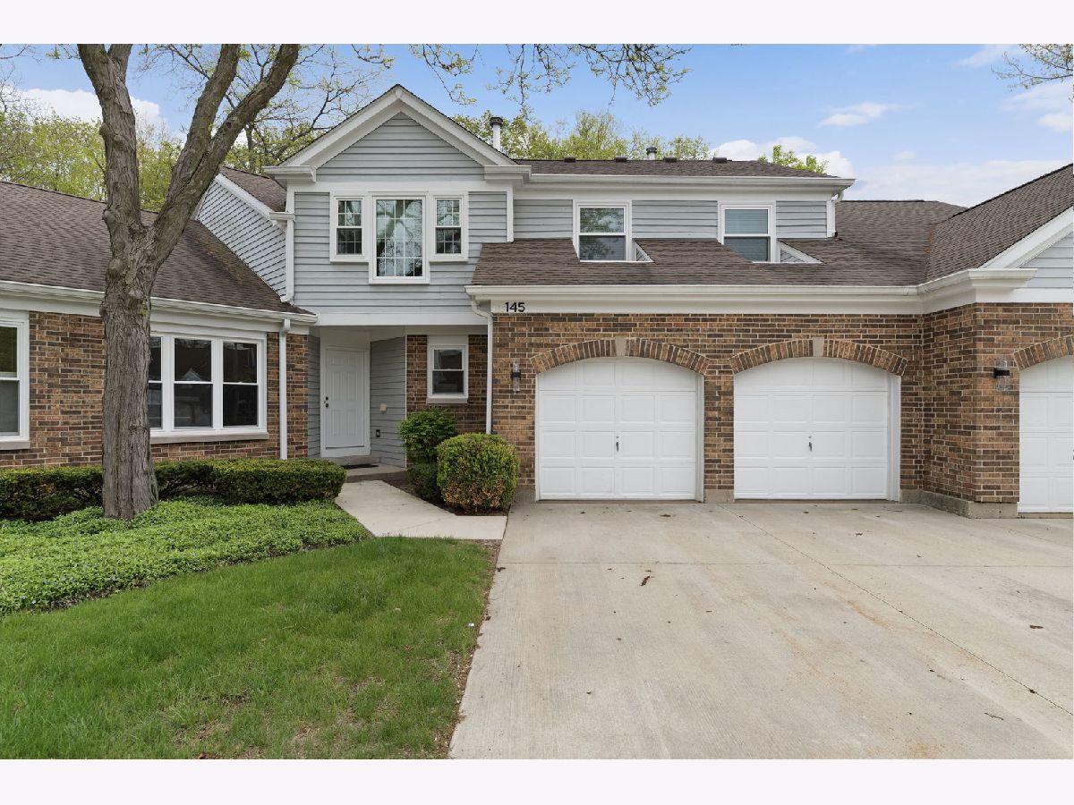  For Sale Buffalo Grove Illinois, 145 Willow Parkway