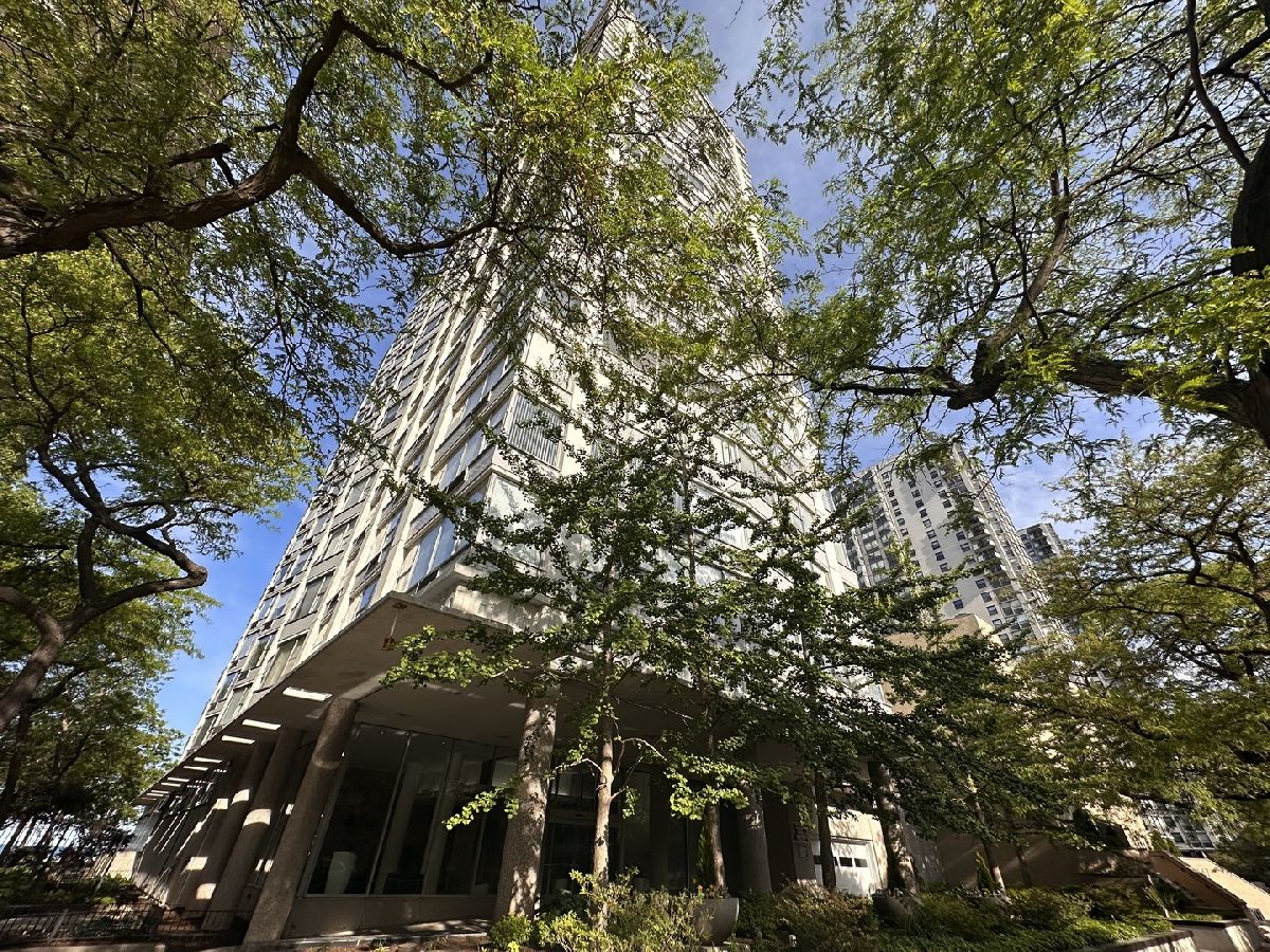  Rented Chicago Illinois, 5757 Sheridan