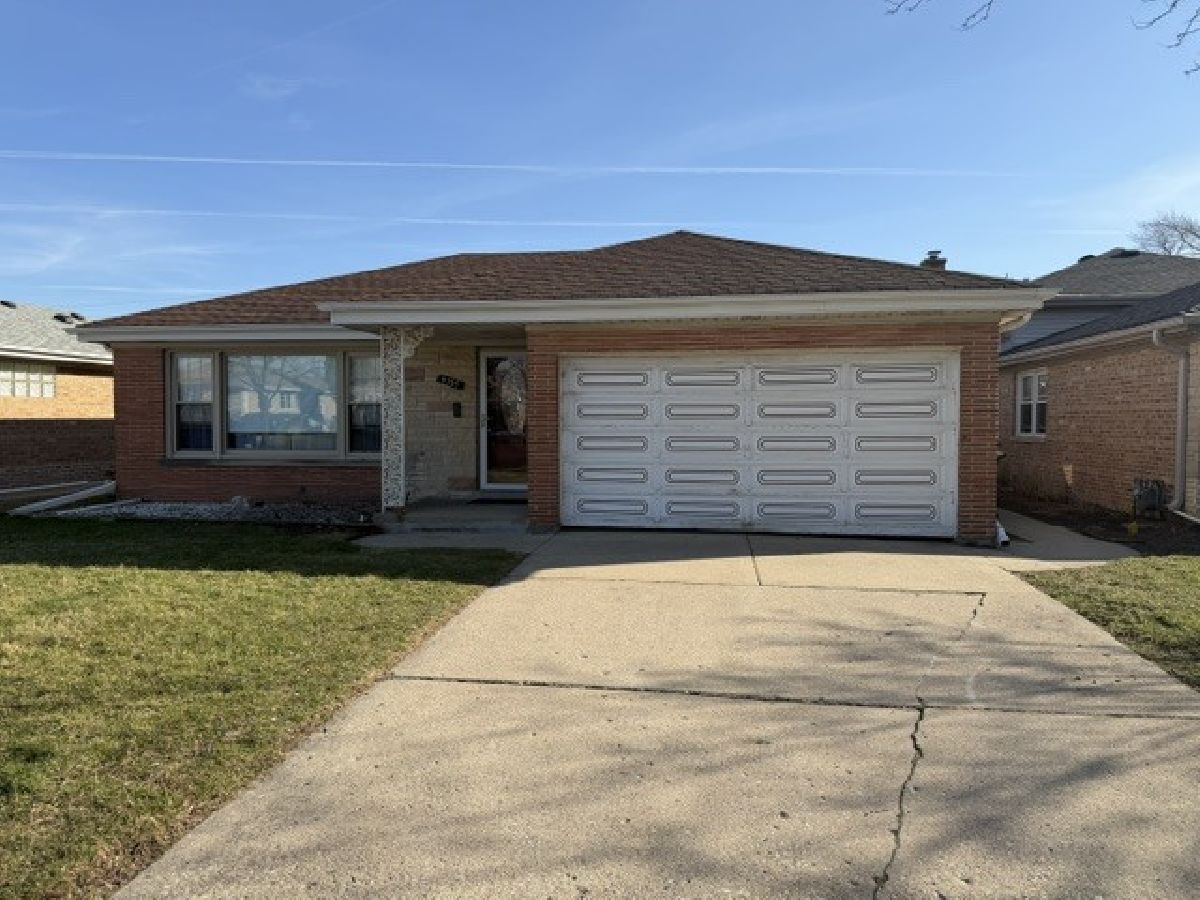  For Sale Morton Grove Illinois, 5737 Warren Street