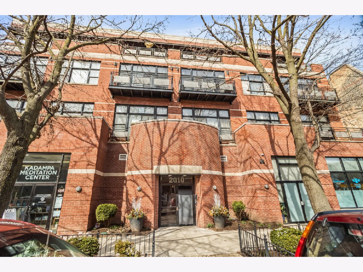  Rented Chicago Illinois, 2010 Pierce