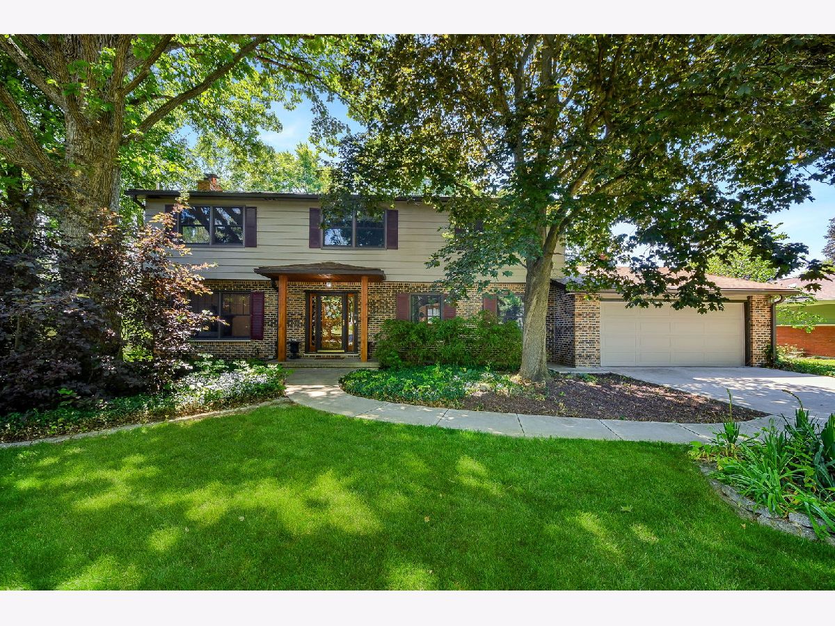  For Sale Batavia Illinois, 403 Meadowrue Lane