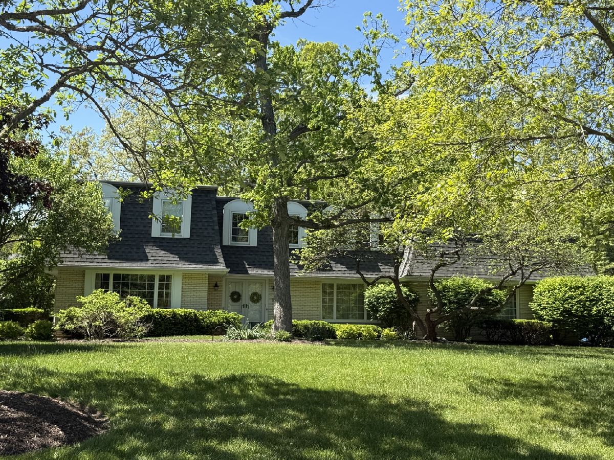 Homes Sold Whispering Oaks Lake Forest Illinois, 940 Grandview