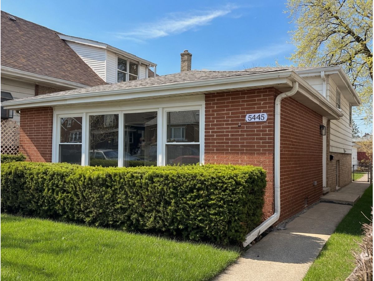  For Sale Summit Illinois, 5445 73rd Avenue