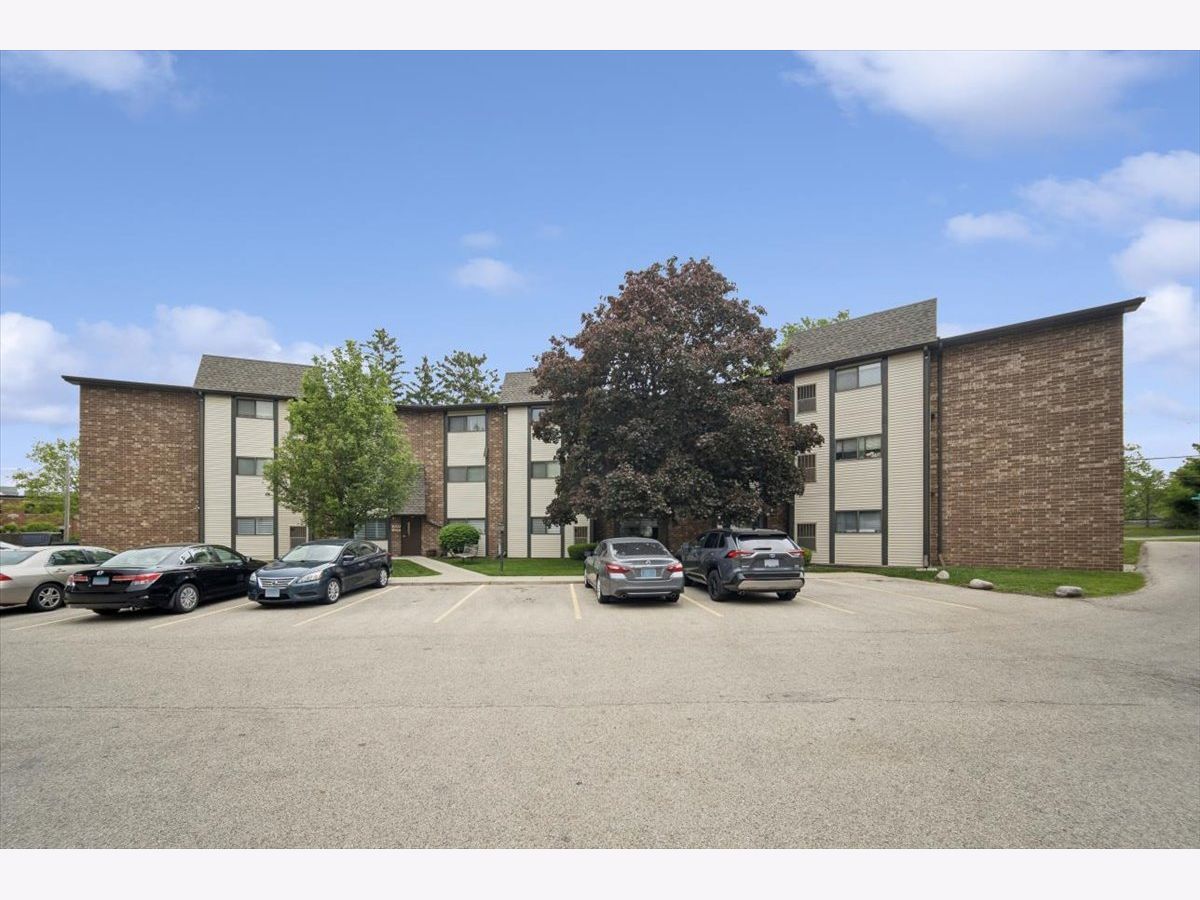 For Rent Highland Park Illinois, 550 Vine