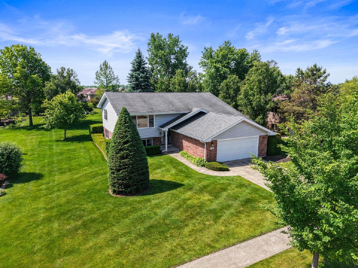  For Sale Homer Glen Illinois, 13437 Arabian Drive
