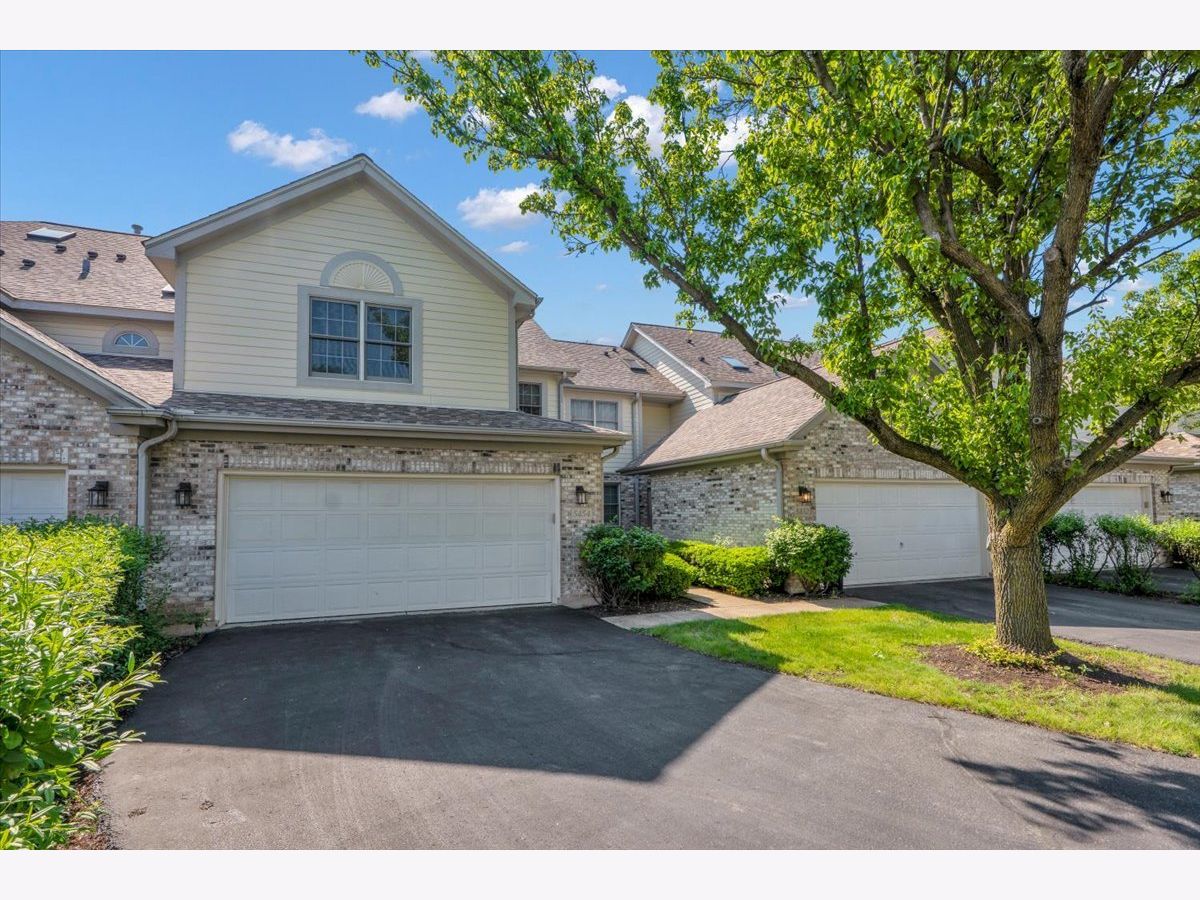  For Sale Downers Grove Illinois, 5454 Ashbrook Place