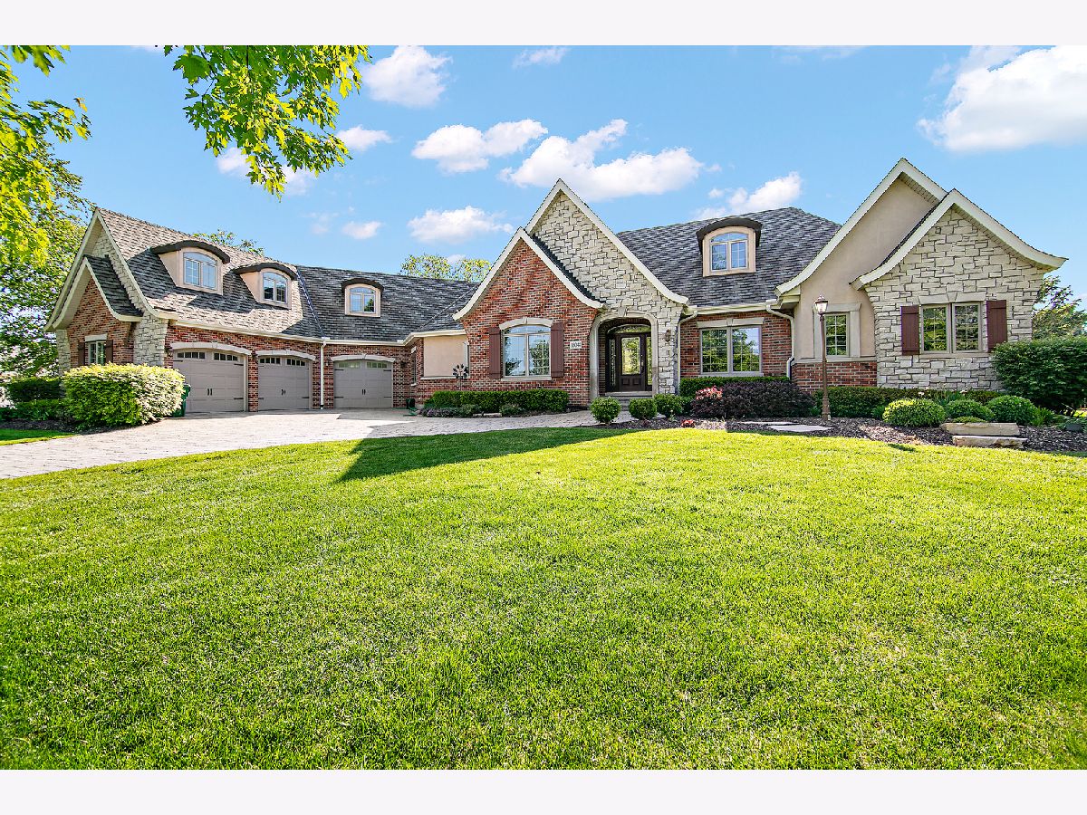  For Sale Mokena Illinois, 18048 Crystal Lake Drive