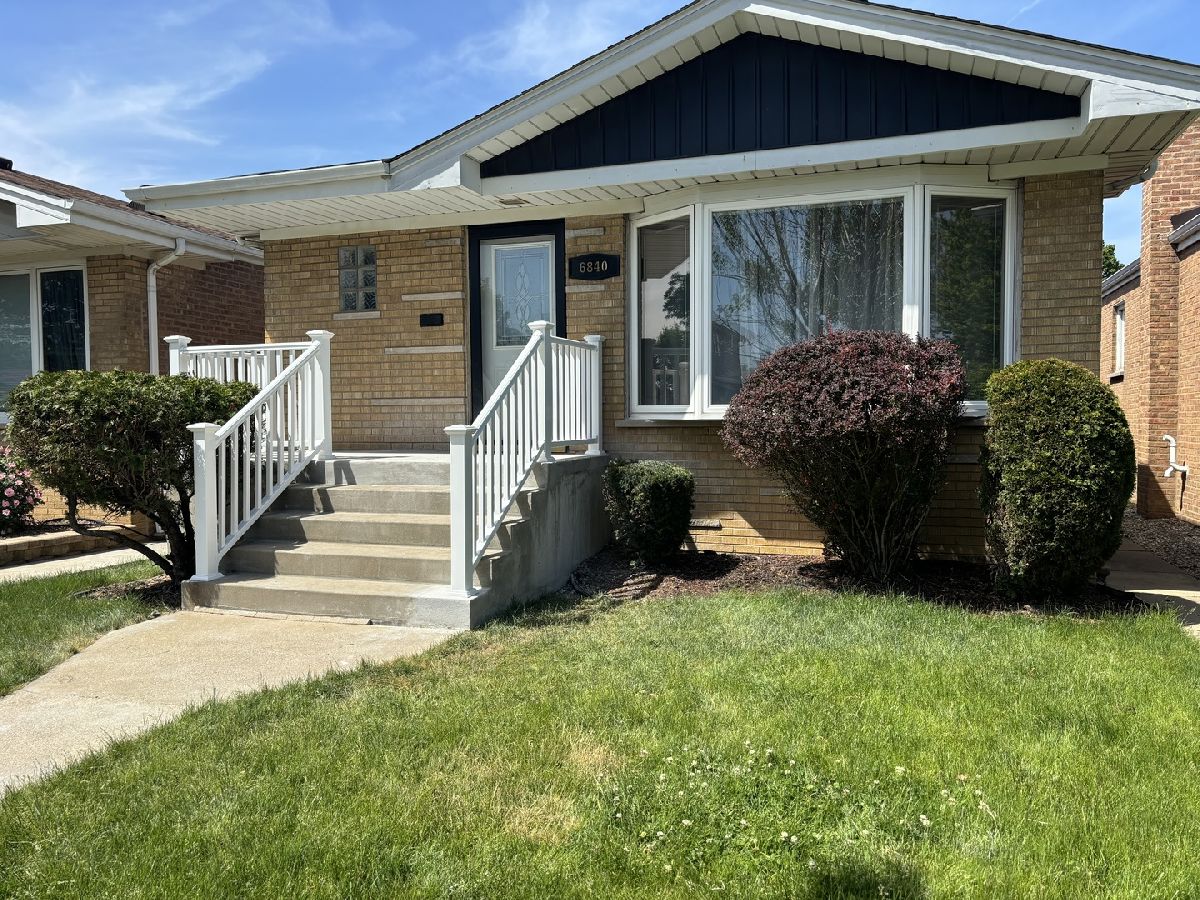  Rented Chicago Illinois, 6840 64th