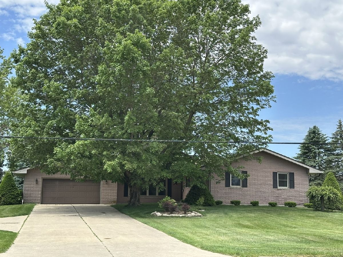  Sold Lena Illinois, 432 Freedom