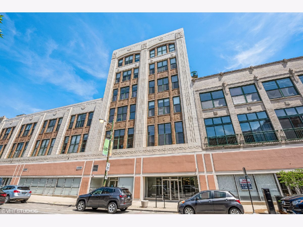  Rented Chicago Illinois, 3151 Lincoln