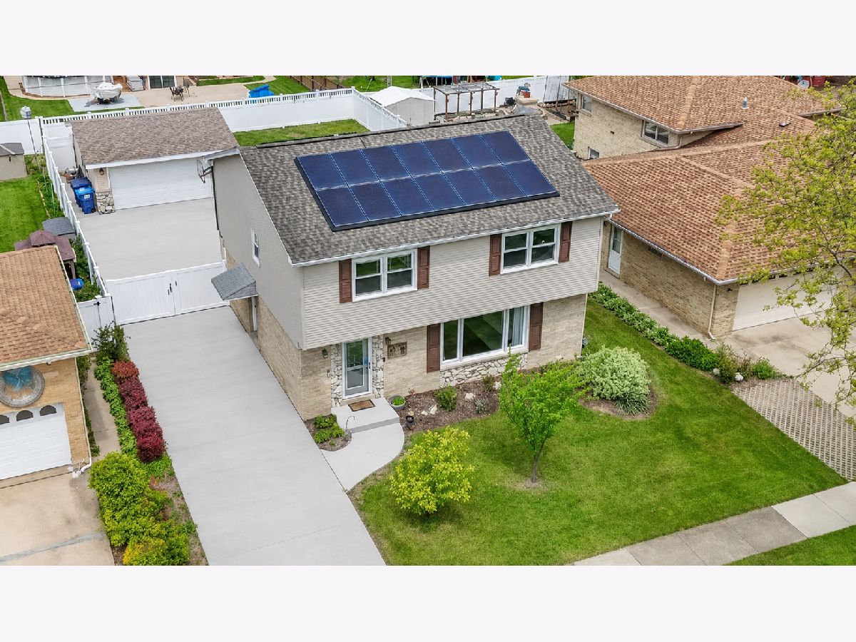  Rented Des Plaines Illinois, 442 Courtesy