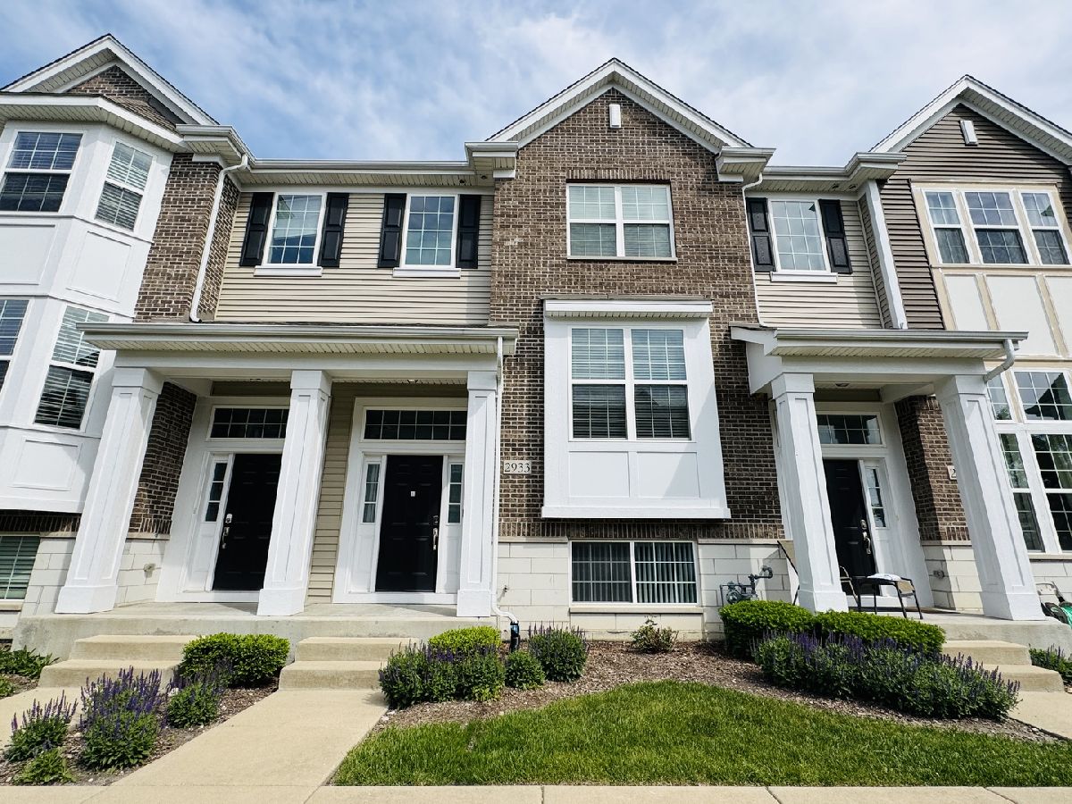  For Rent Naperville Illinois, 2933 Madison