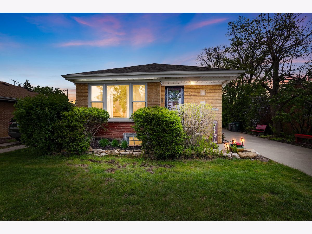  For Sale Brookfield Illinois, 2711 Maple Avenue