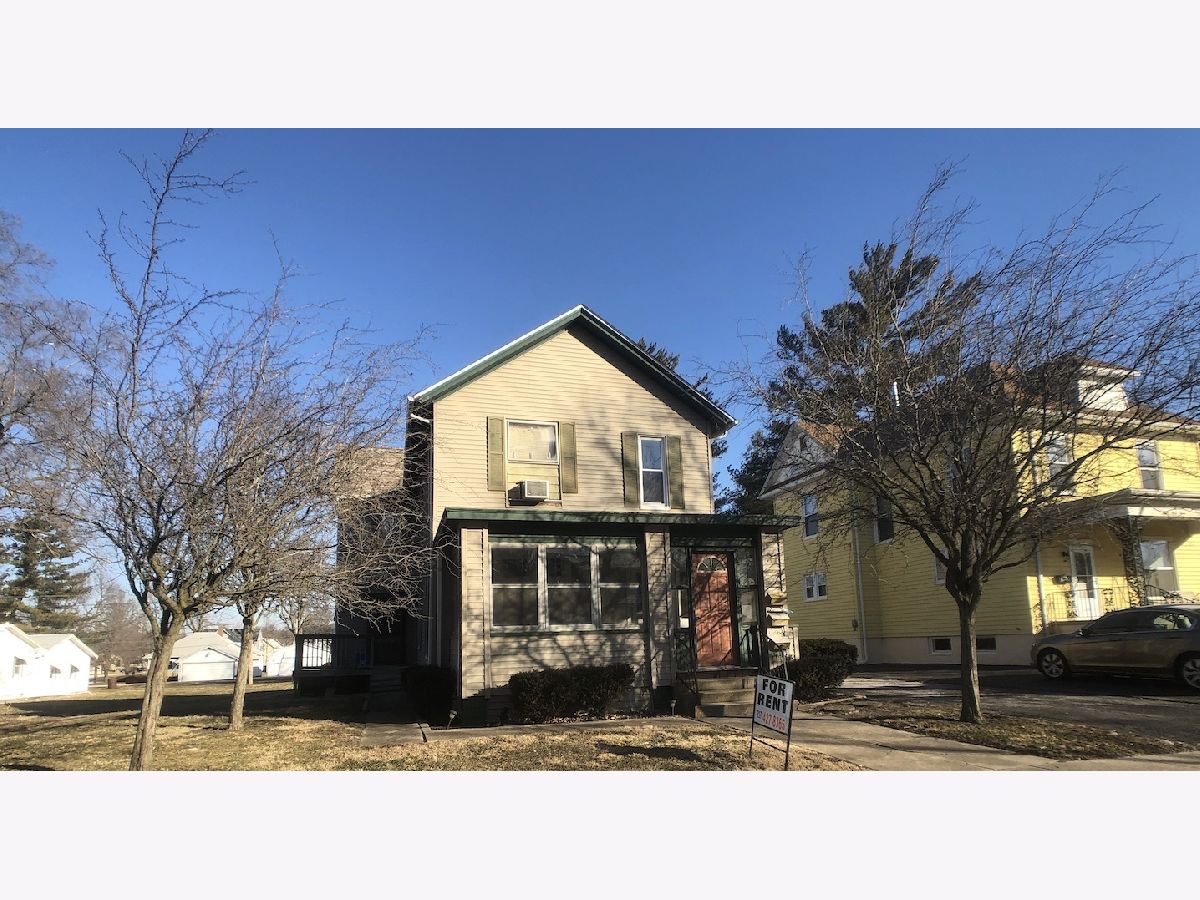  For Sale Hoopeston Illinois, 412 Main Street