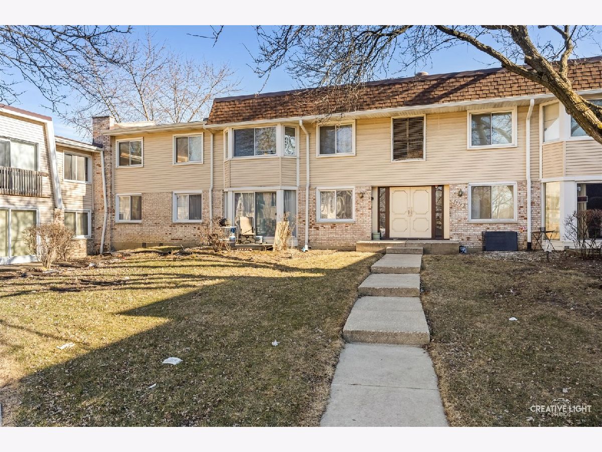  For Rent Woodridge Illinois, 2928 Roberts