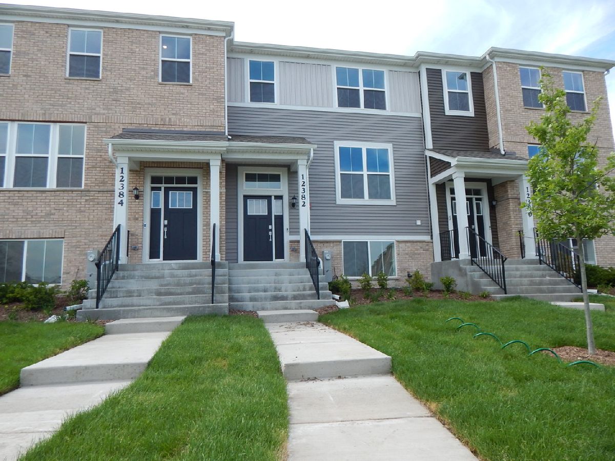  For Rent Huntley Illinois, 12382 Tinsley