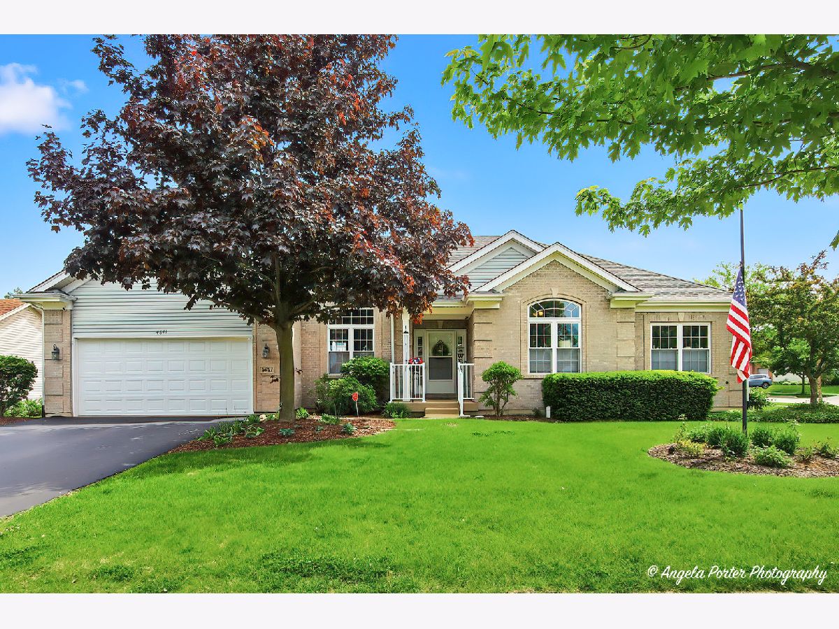  For Sale Winthrop Harbor Illinois, 4641 4th Street