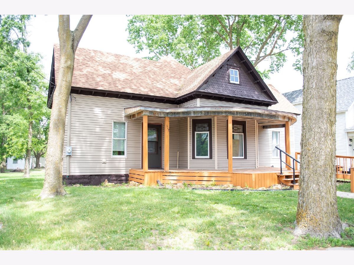  For Sale Erie Illinois, 517 Main Street