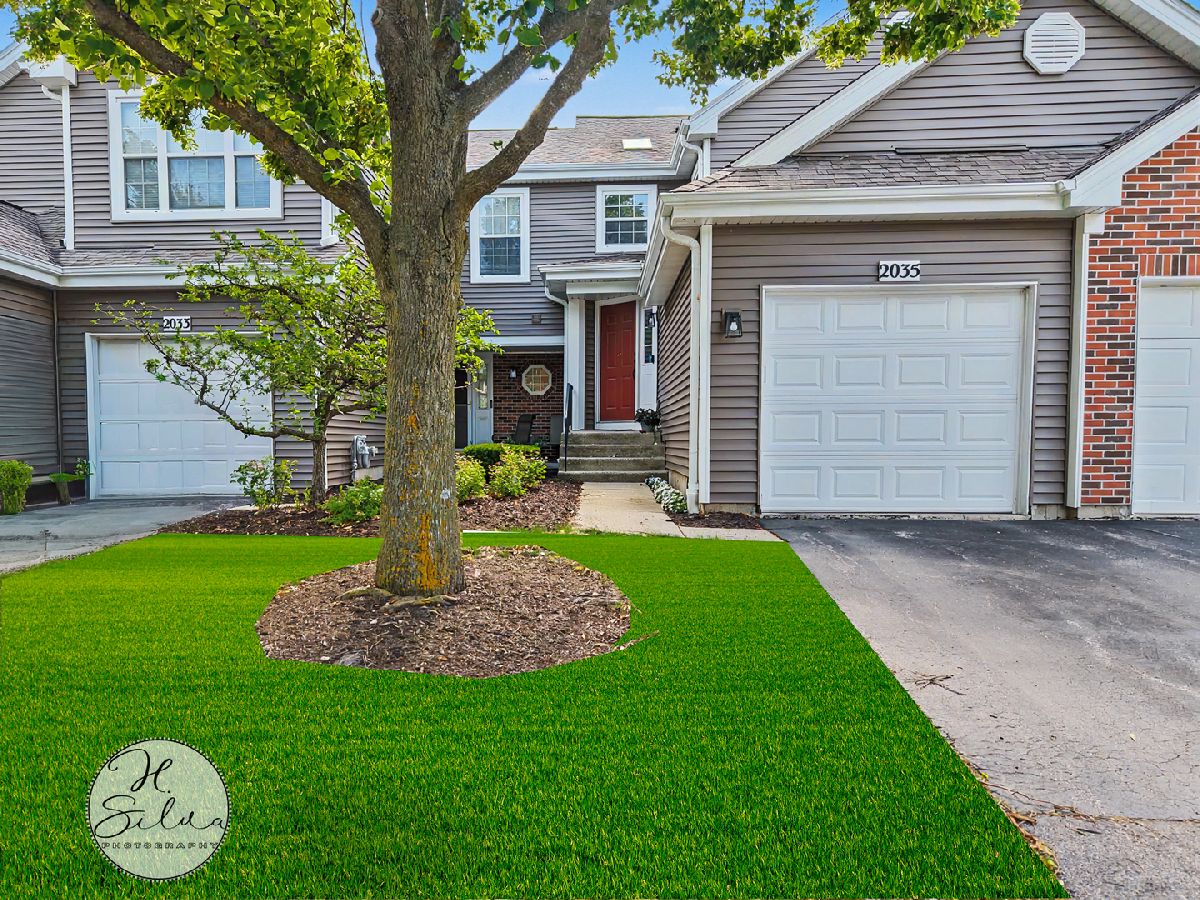 Homes & Townhomes For Sale Willoughby Farms Algonquin Illinois, 2035 Waverly Lane