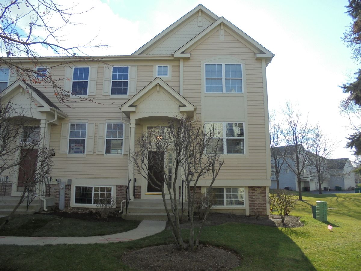  Rented Grayslake Illinois, 1008 Manchester