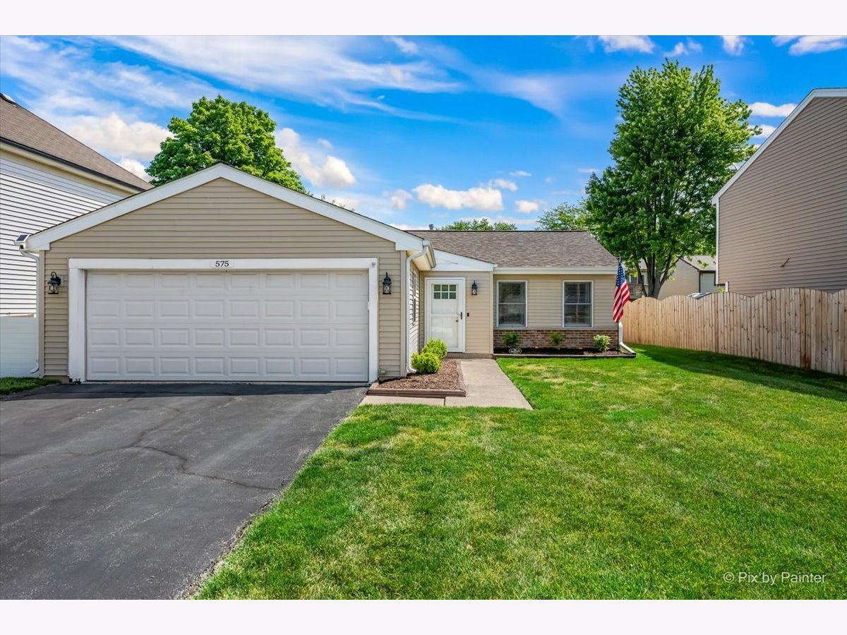 For Sale Roselle Illinois, 575 Rodenburg Road