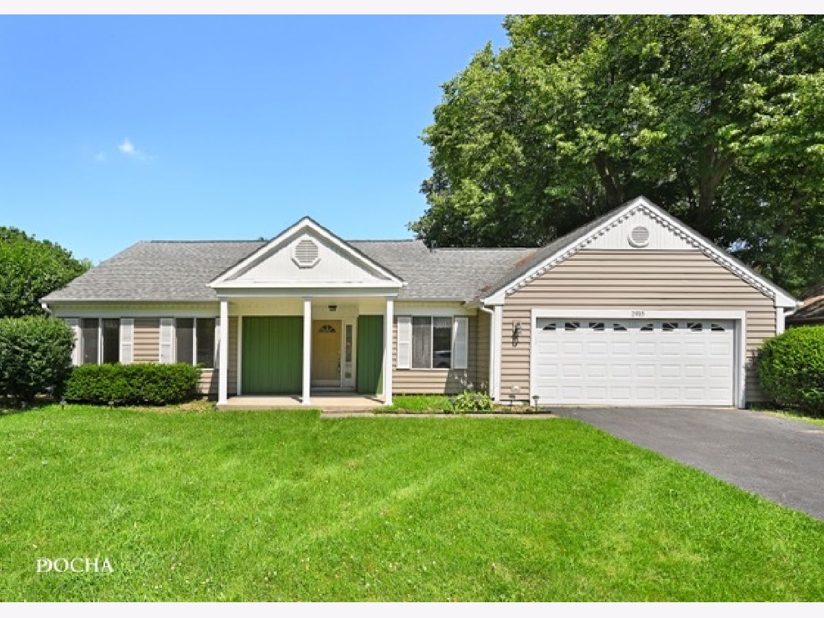 Townhomes & Condos & Homes For Sale Cambridge Countryside Aurora Illinois, 2935 Evergreen Lane