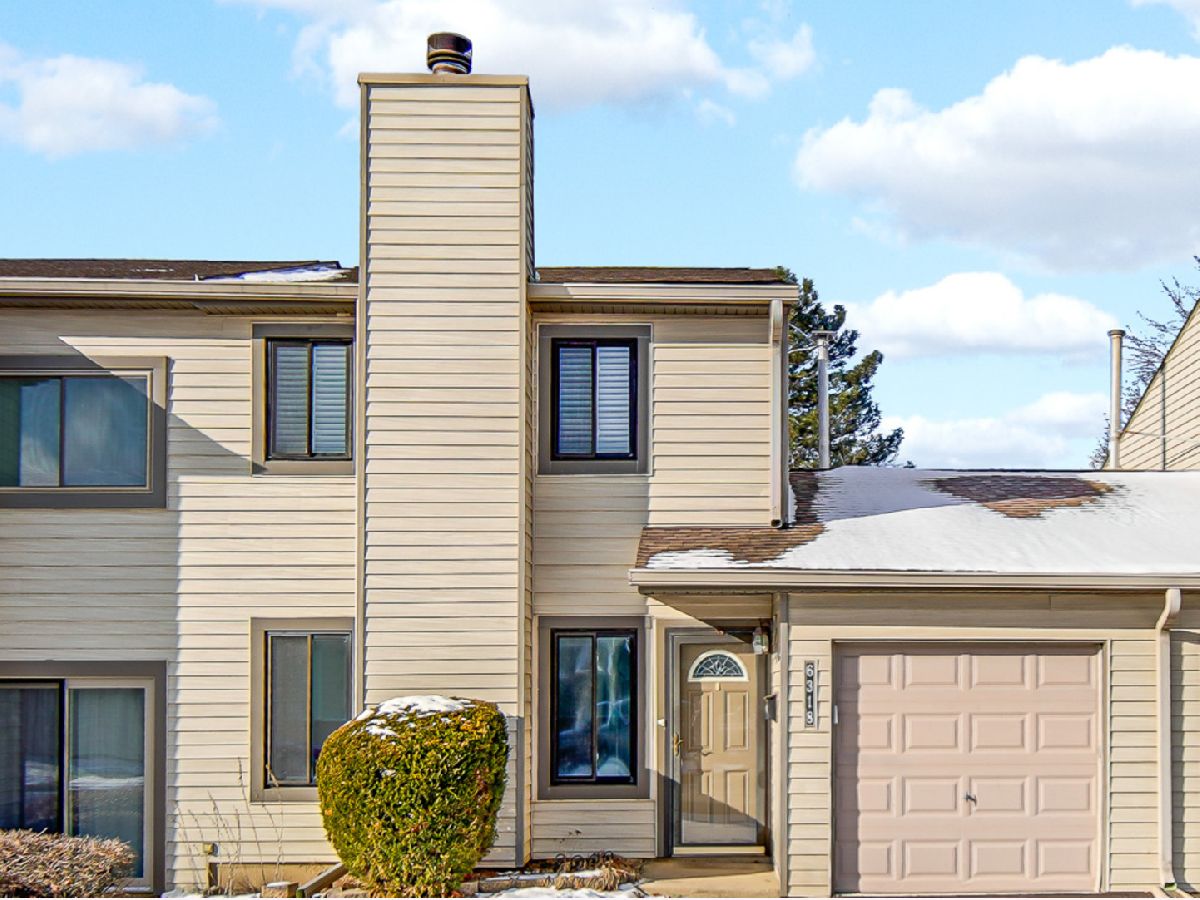  For Sale Downers Grove Illinois, 6318 Prideham Street