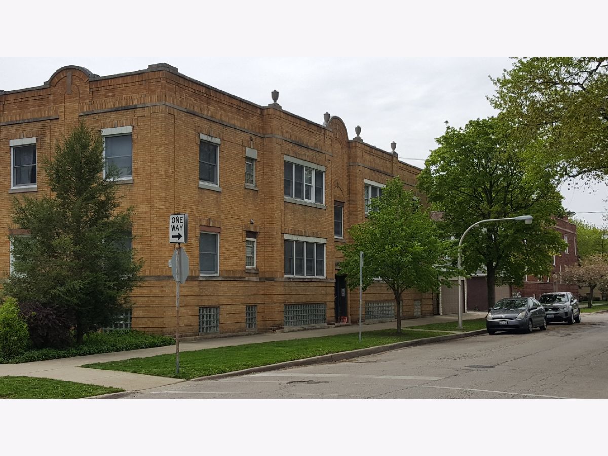  For Rent Chicago Illinois, 2835 Byron