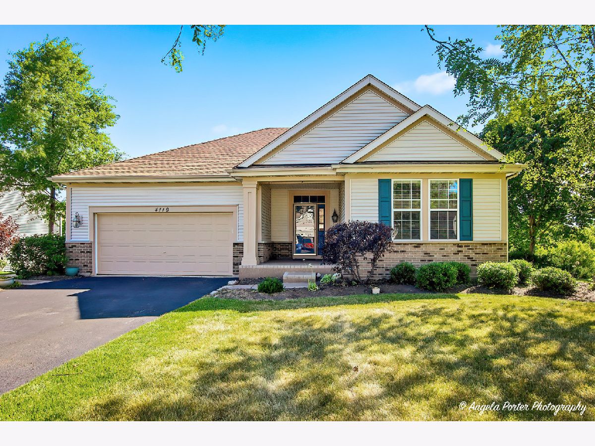 Townhomes & Homes For Sale Remington Grove Johnsburg Illinois, 4119 Jay Street