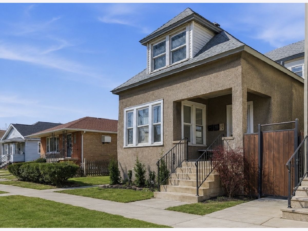  For Sale Chicago Illinois, 3252 136th Street