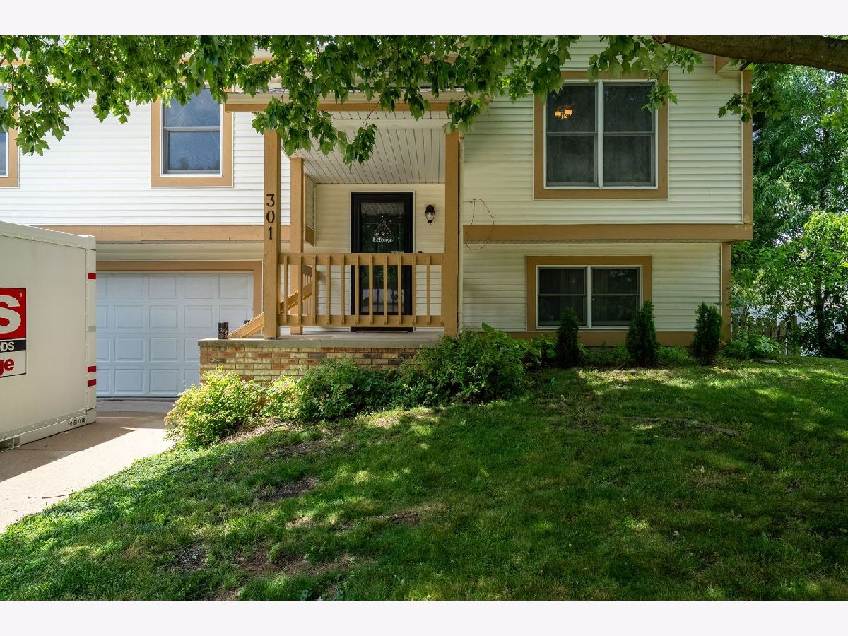  For Sale Normal Illinois, 301 Bentley Drive