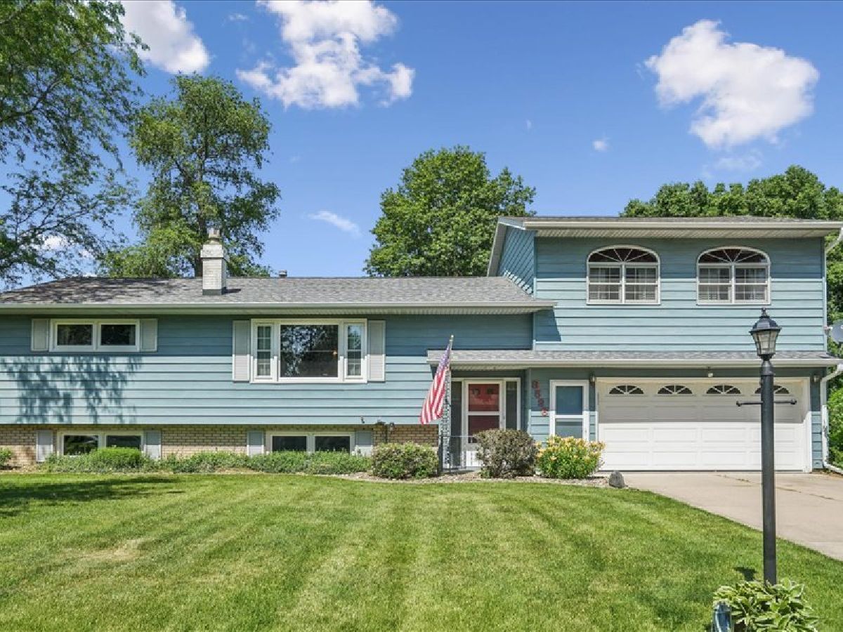  For Sale Coal Valley Illinois, 8526 54th Street