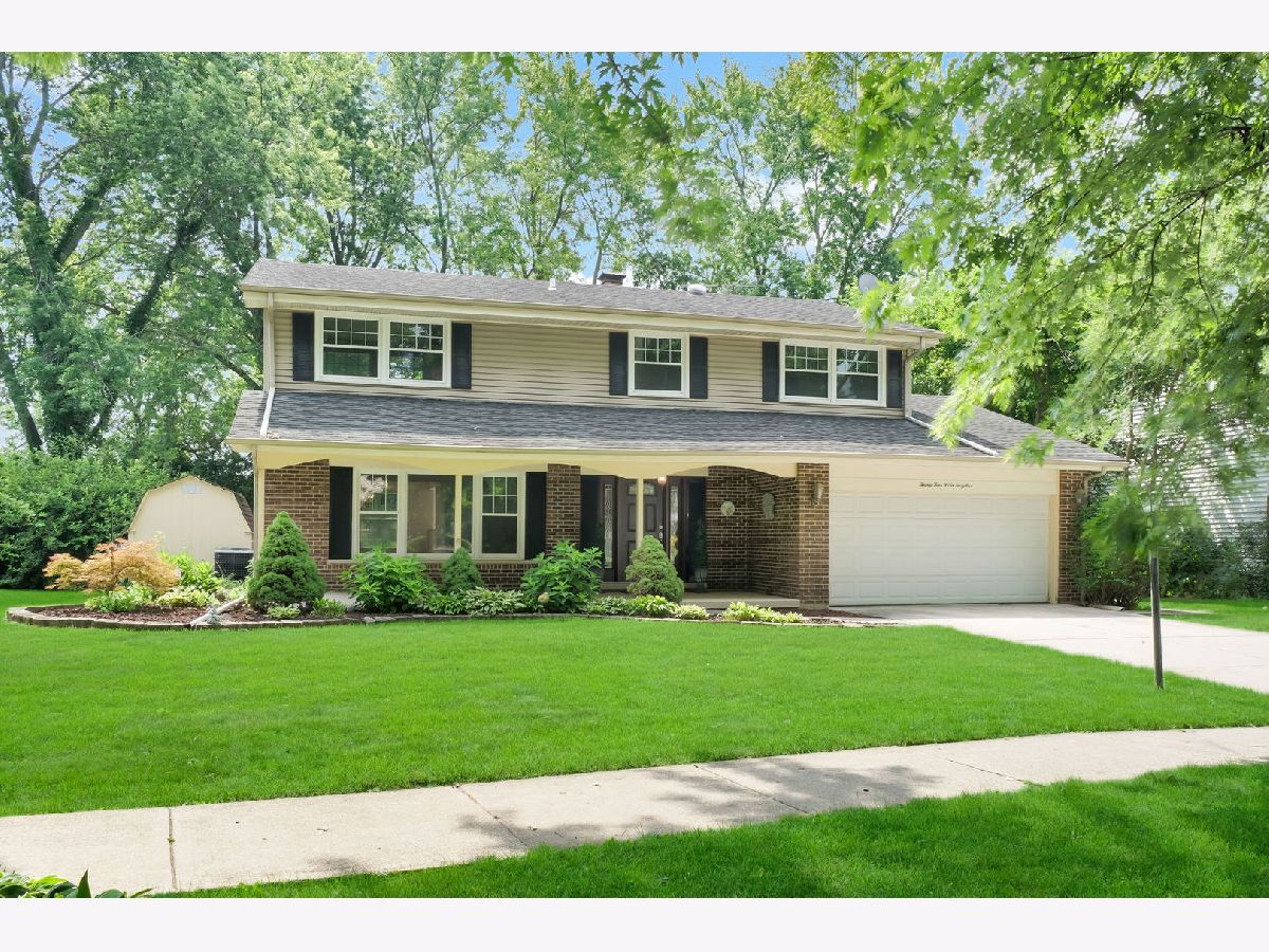  For Sale Naperville Illinois, 24W645 Woodcrest Drive