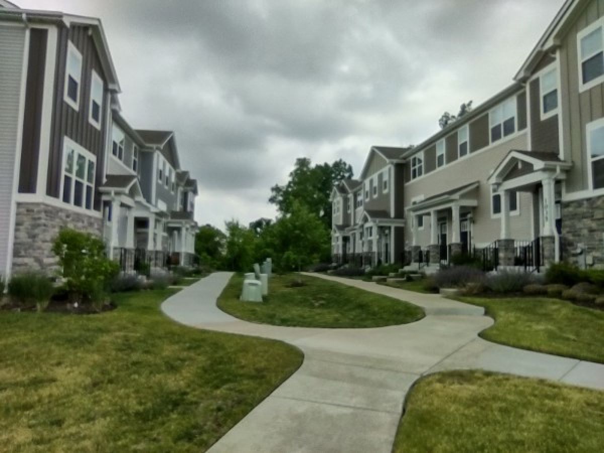  For Rent South Elgin Illinois, 1039 Atterberg