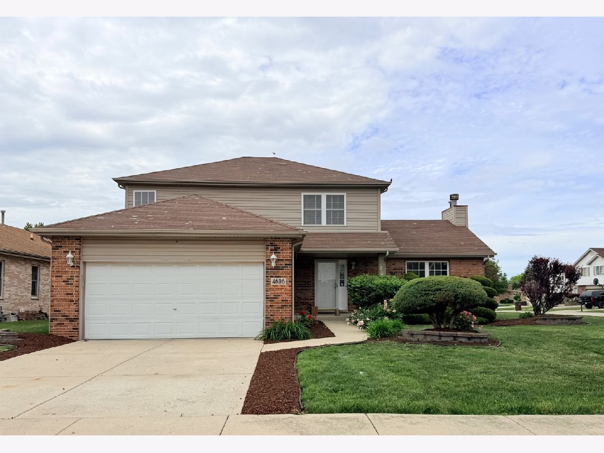  For Sale Oak Forest Illinois, 4606 Newberry Avenue