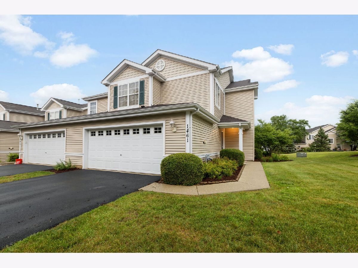  For Sale Round Lake Illinois, 1461 Remington Lane