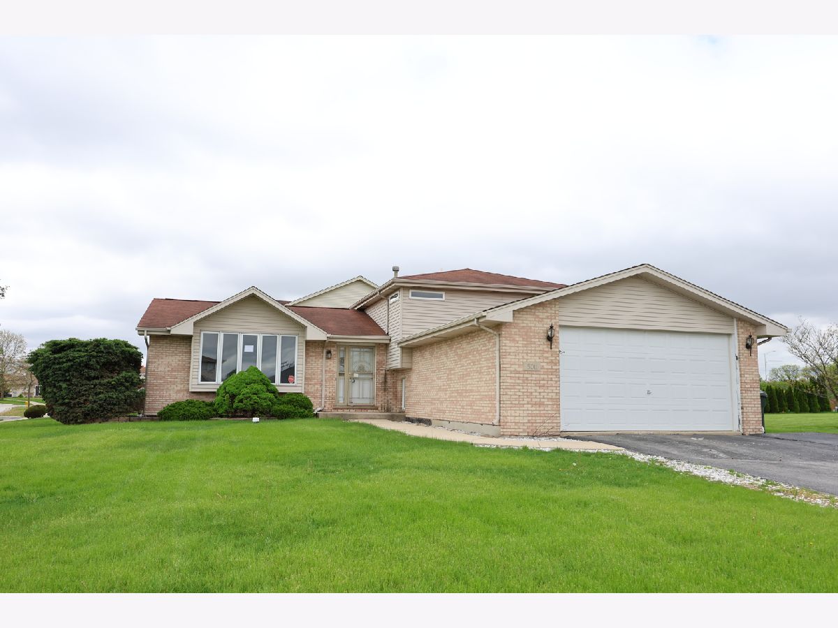  For Sale Country Club Hills Illinois, 5011 Fairoaks Court